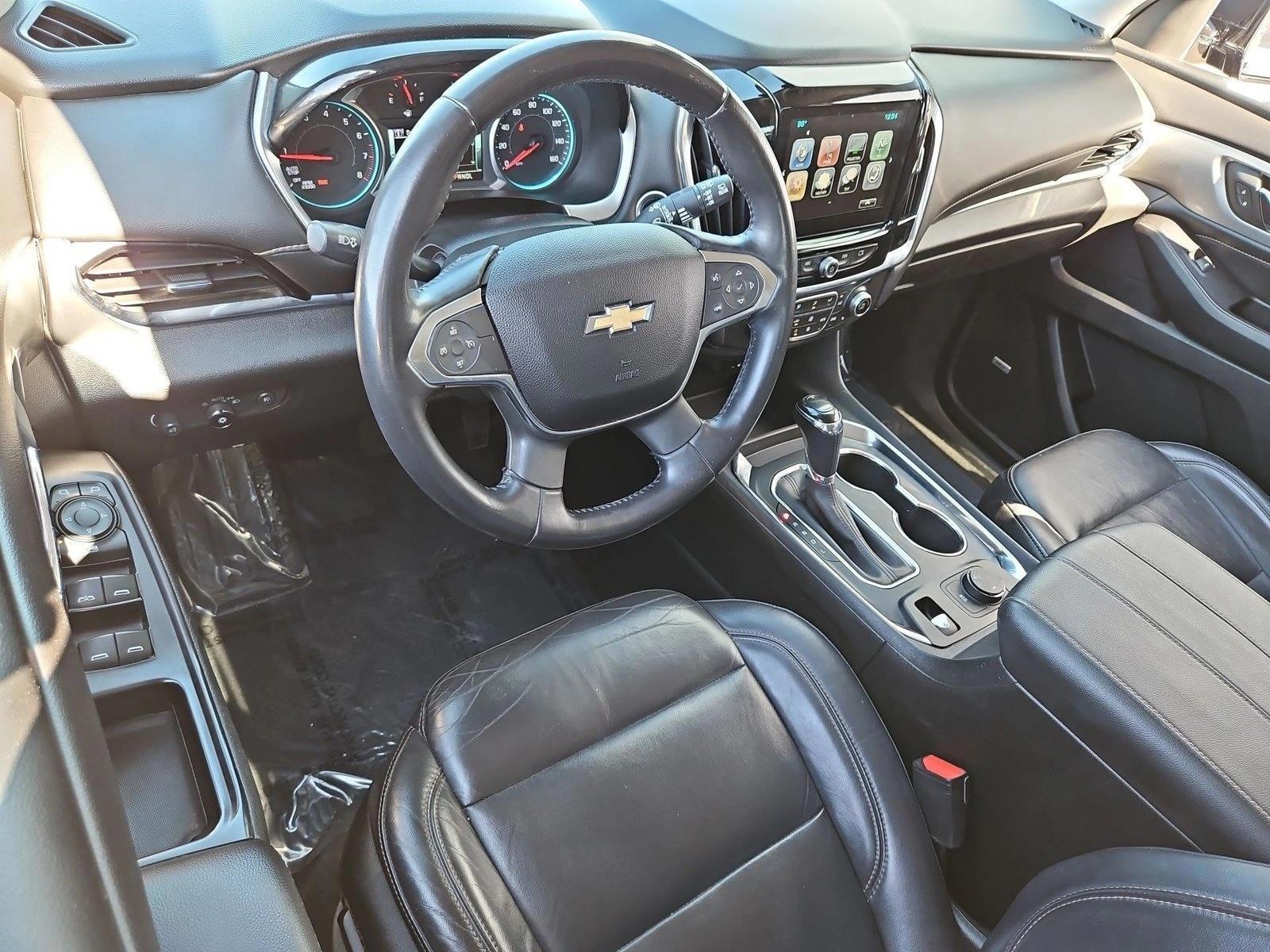 Thumbnail: 2018 Chevrolet Traverse - 3