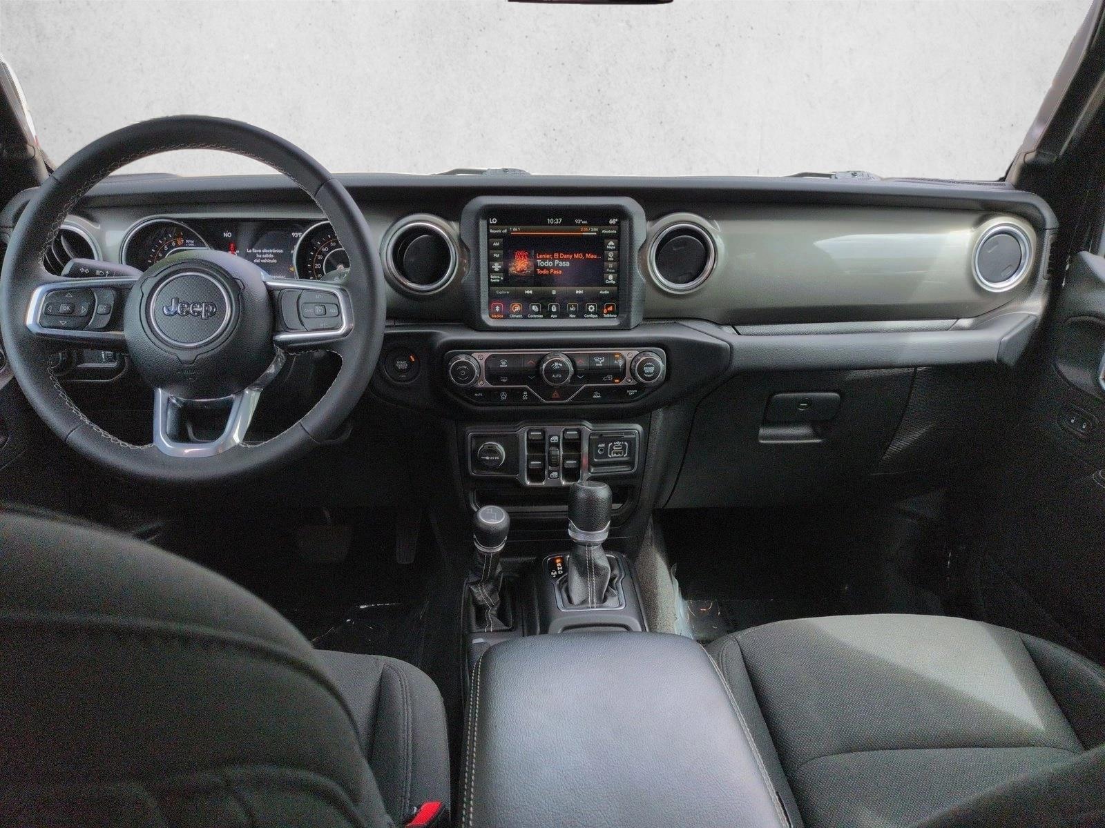 Thumbnail: 2023 Jeep Gladiator - 3