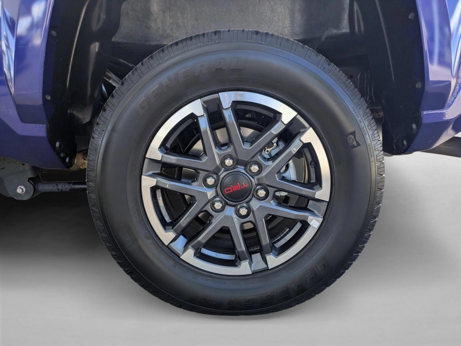 2025 Toyota Tacoma TRD Sport - Photo 23