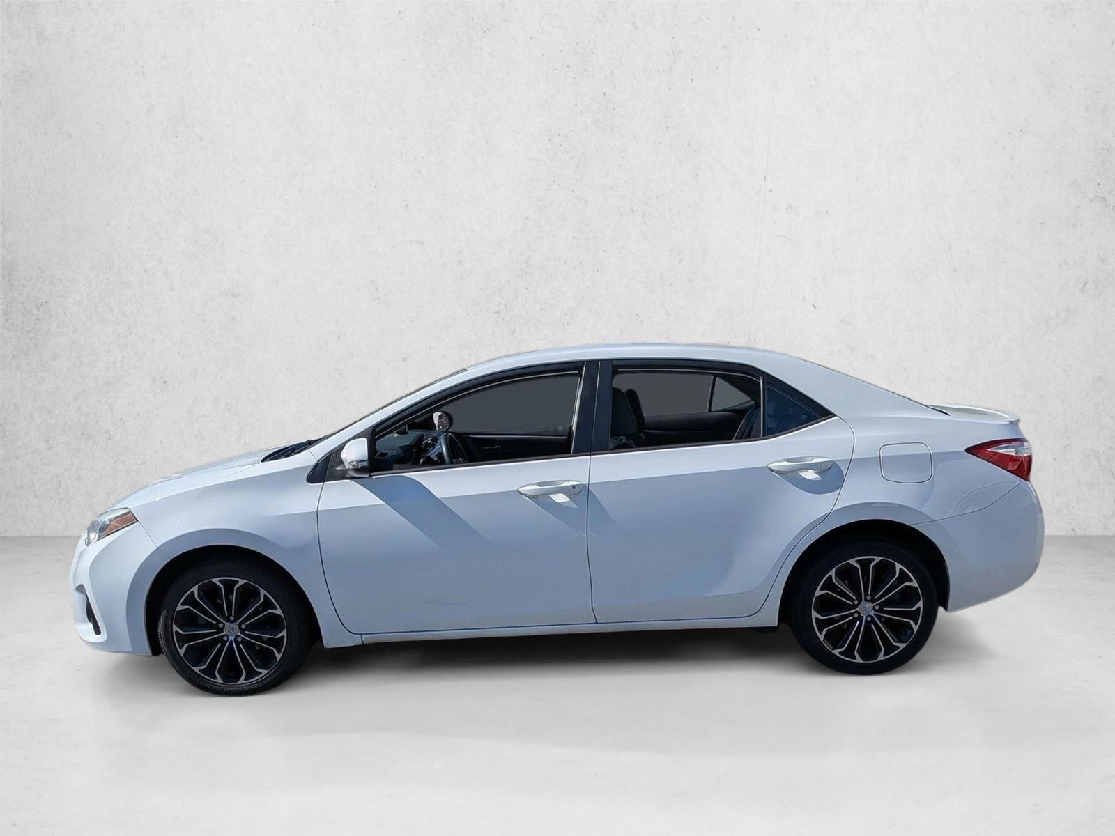 Thumbnail: 2015 Toyota Corolla - 2