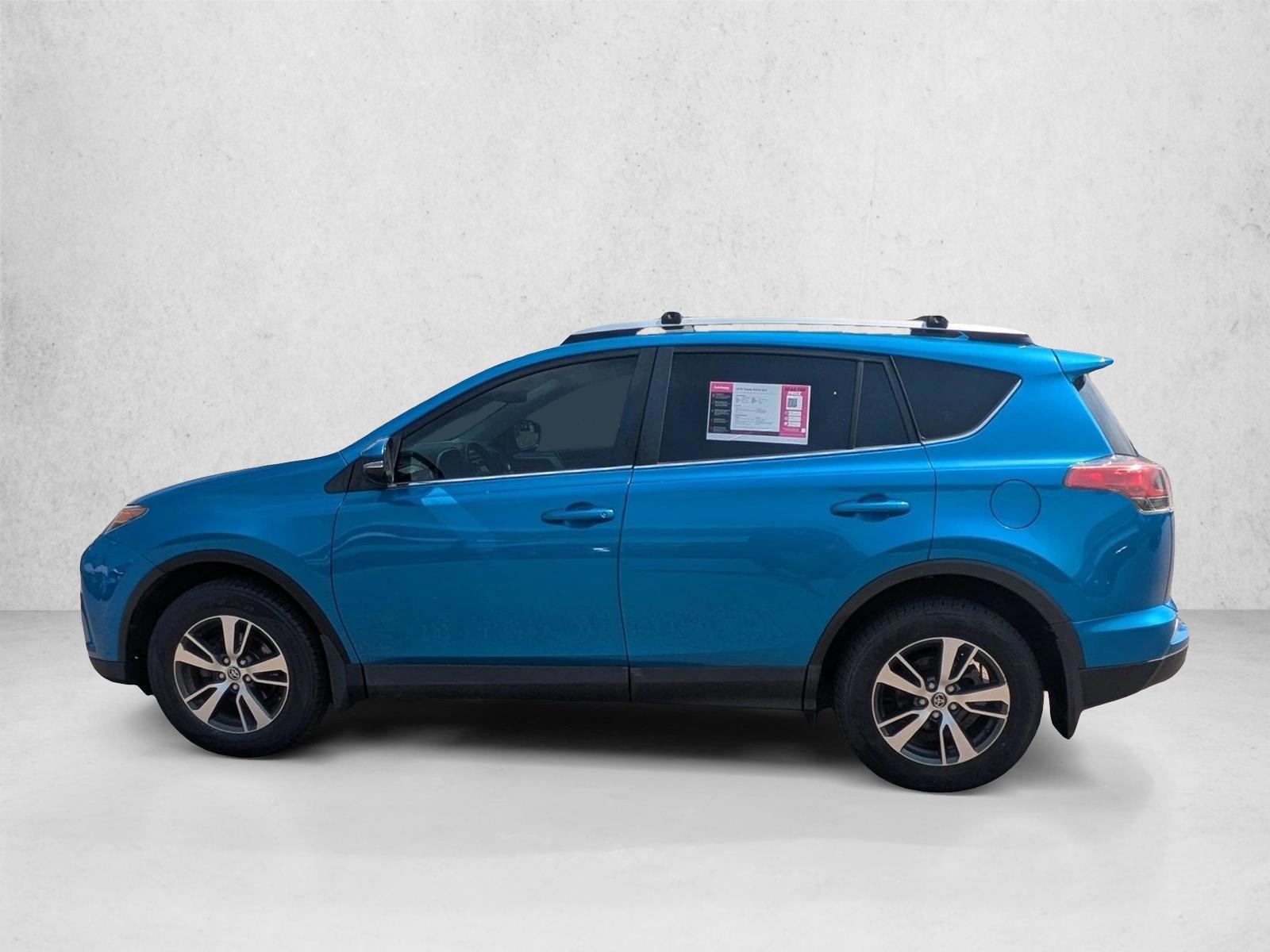 Thumbnail: 2016 Toyota RAV4 - 2
