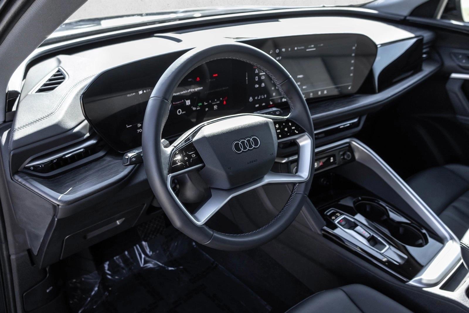 Thumbnail: 2025 Audi Q5 - 3