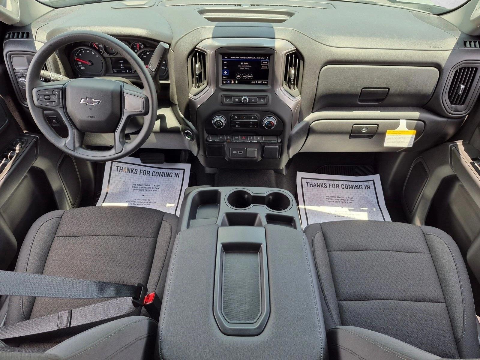 Thumbnail: 2026 Chevrolet Silverado 1500 - 3