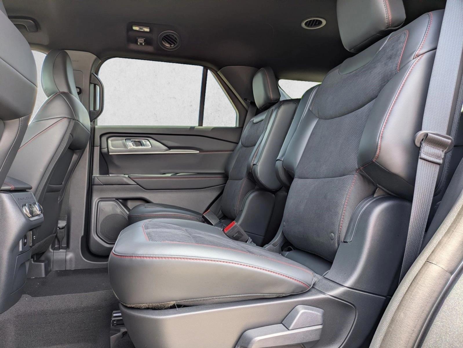 Thumbnail: 2026 Ford Explorer - 6