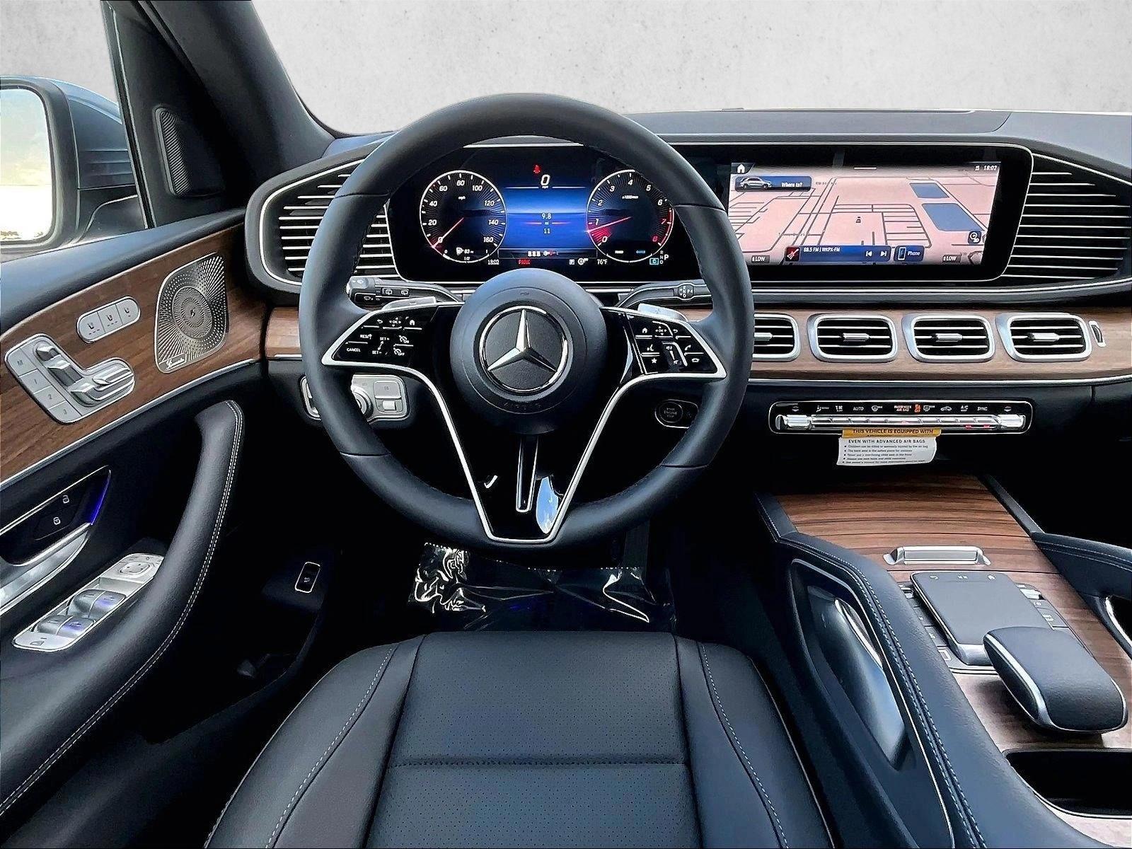 Thumbnail: 2026 Mercedes-Benz GLE - 4