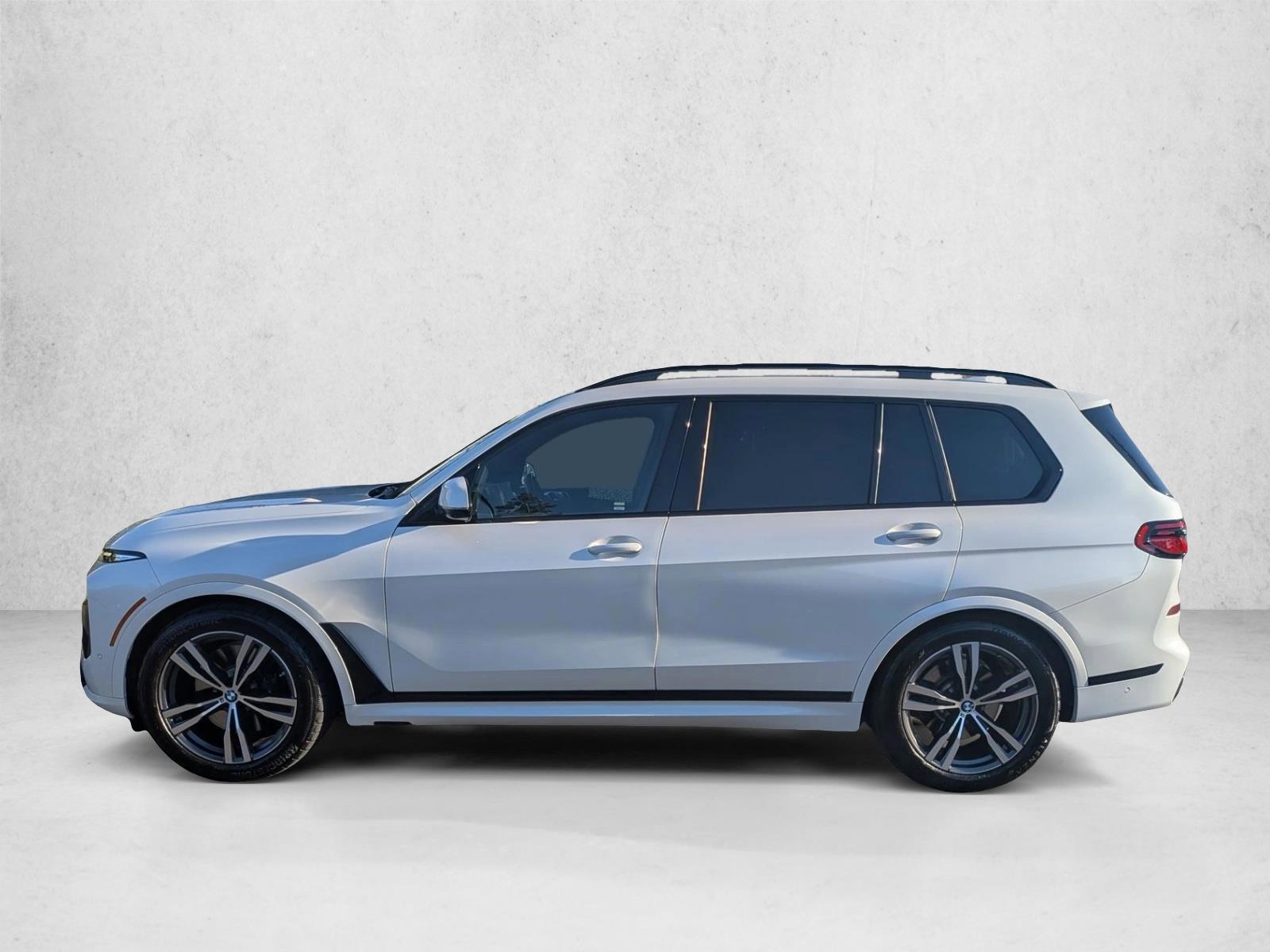 Thumbnail: 2023 BMW X7 - 2