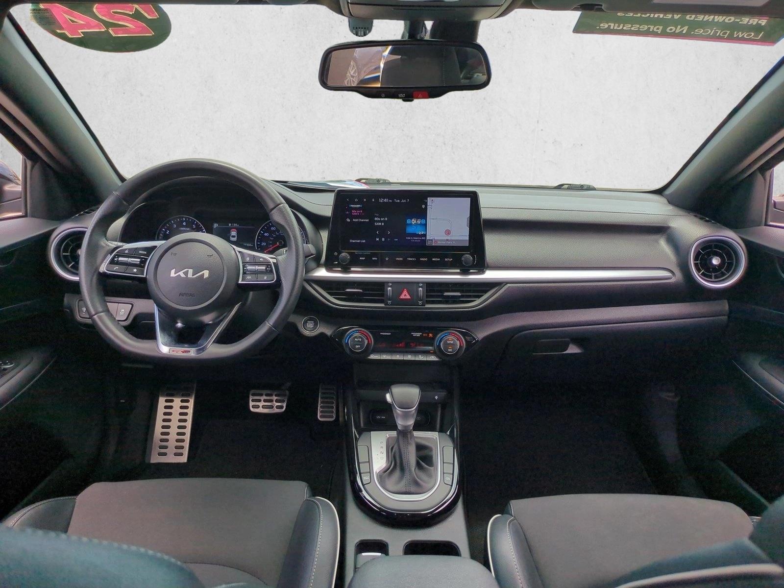 Thumbnail: 2024 Kia Forte - 3