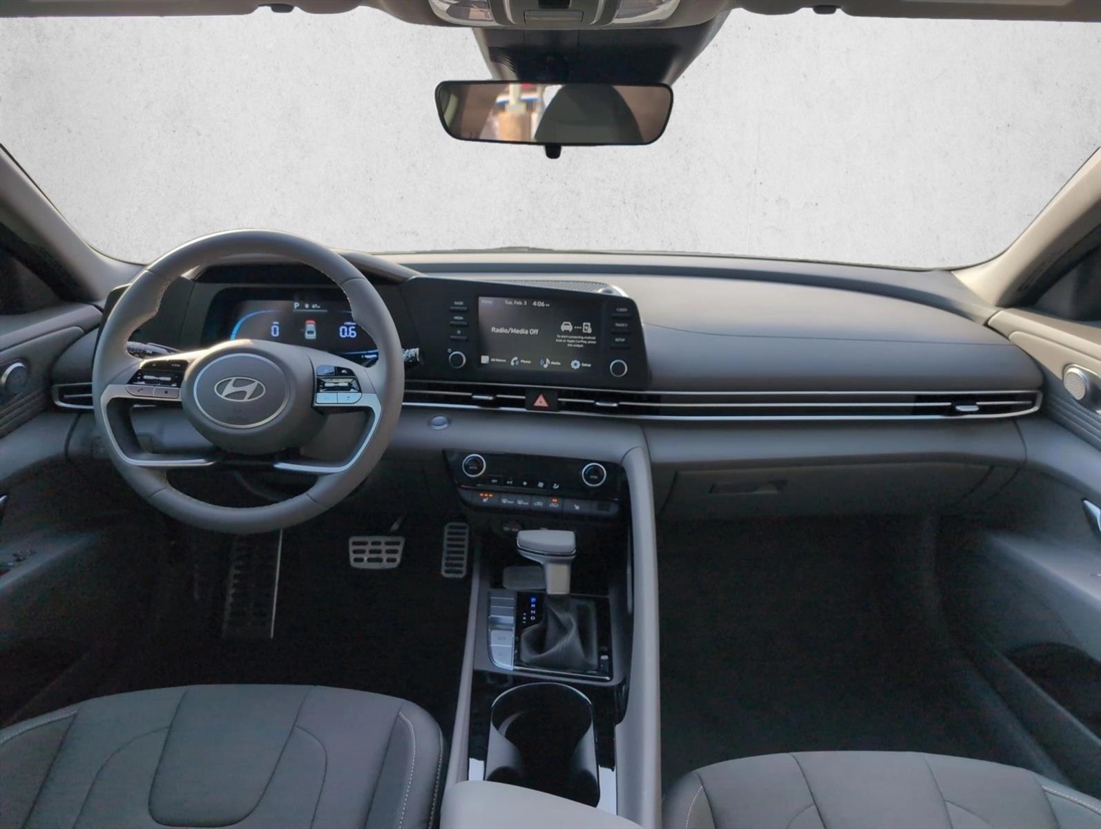 Thumbnail: 2026 Hyundai Elantra - 4