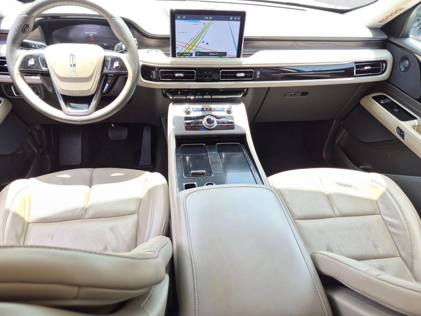 Thumbnail: 2024 Lincoln Aviator - 3