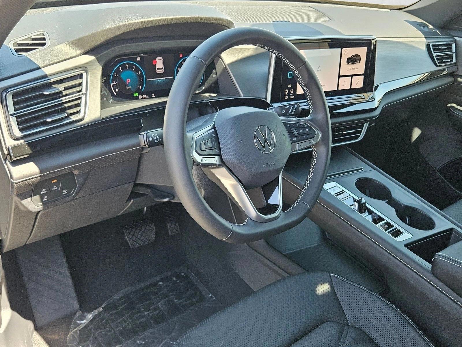 Thumbnail: 2026 Volkswagen Atlas - 3