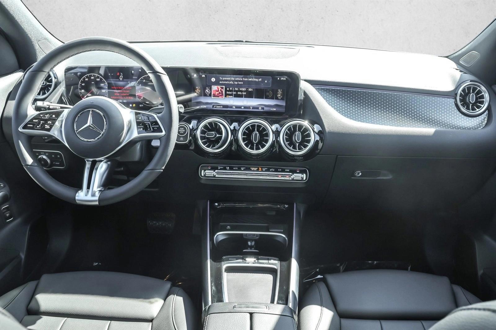 Thumbnail: 2026 Mercedes-Benz GLA - 4