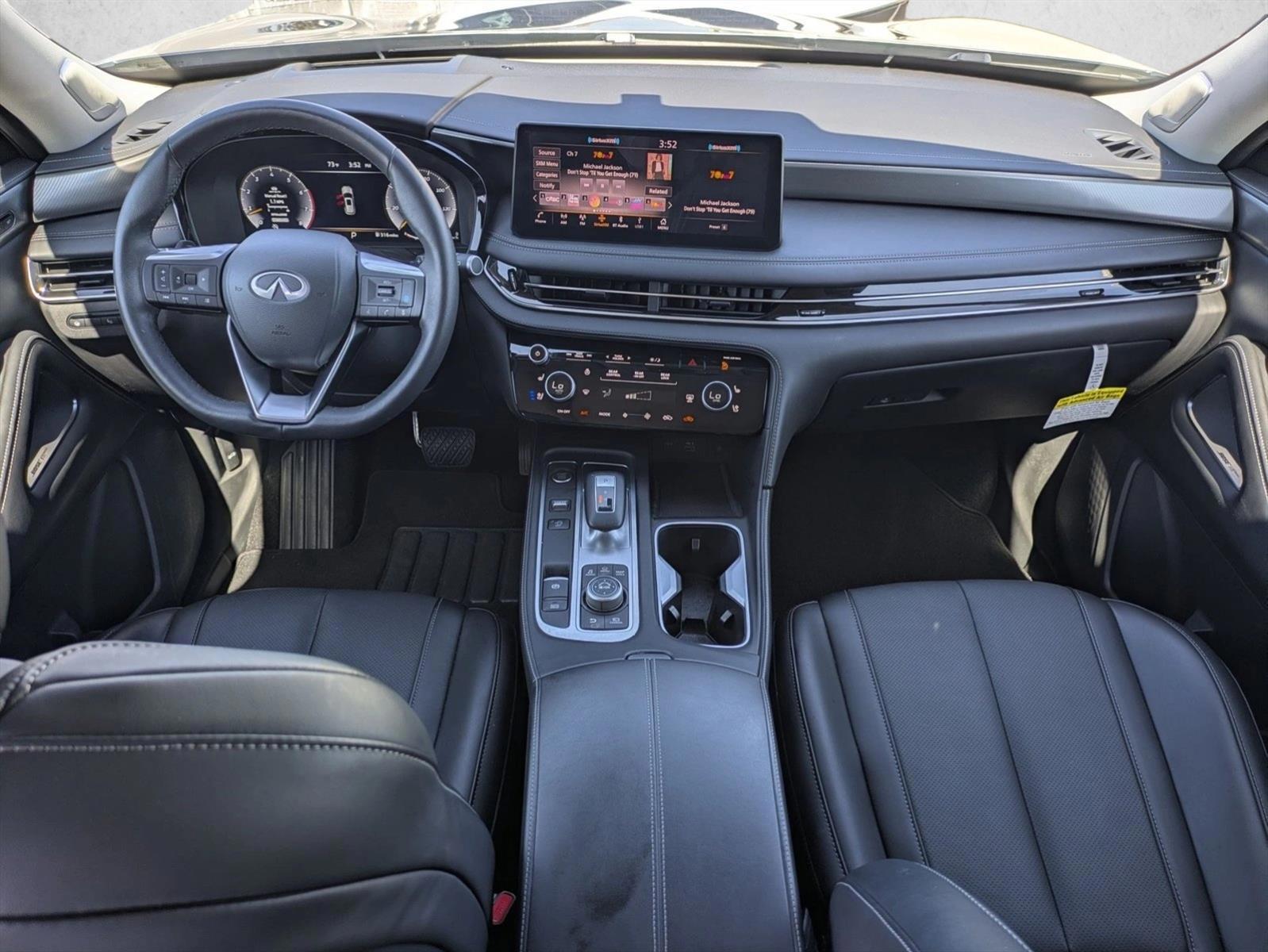Thumbnail: 2025 INFINITI QX60 - 3
