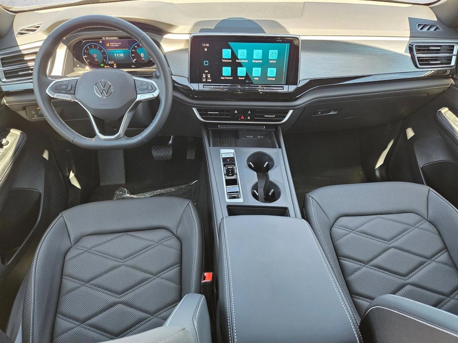 Thumbnail: 2026 Volkswagen Atlas - 3