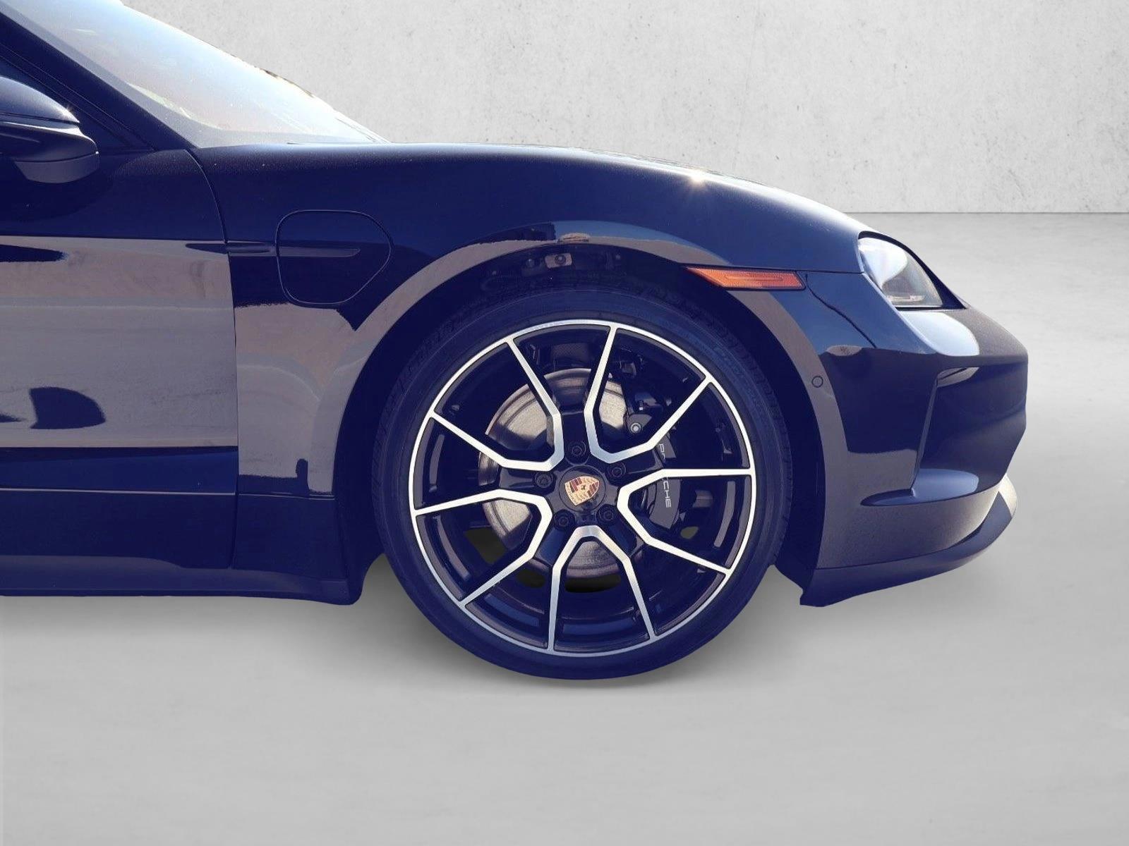 2026 Porsche Taycan Base - Photo 11