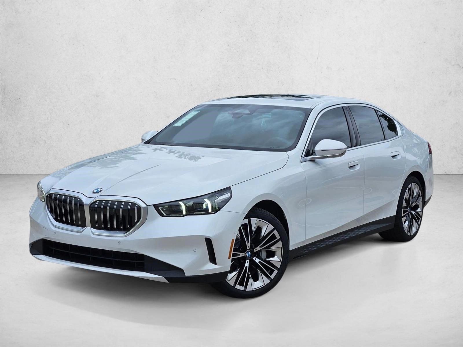 Thumbnail: 2026 BMW 5 Series - 1
