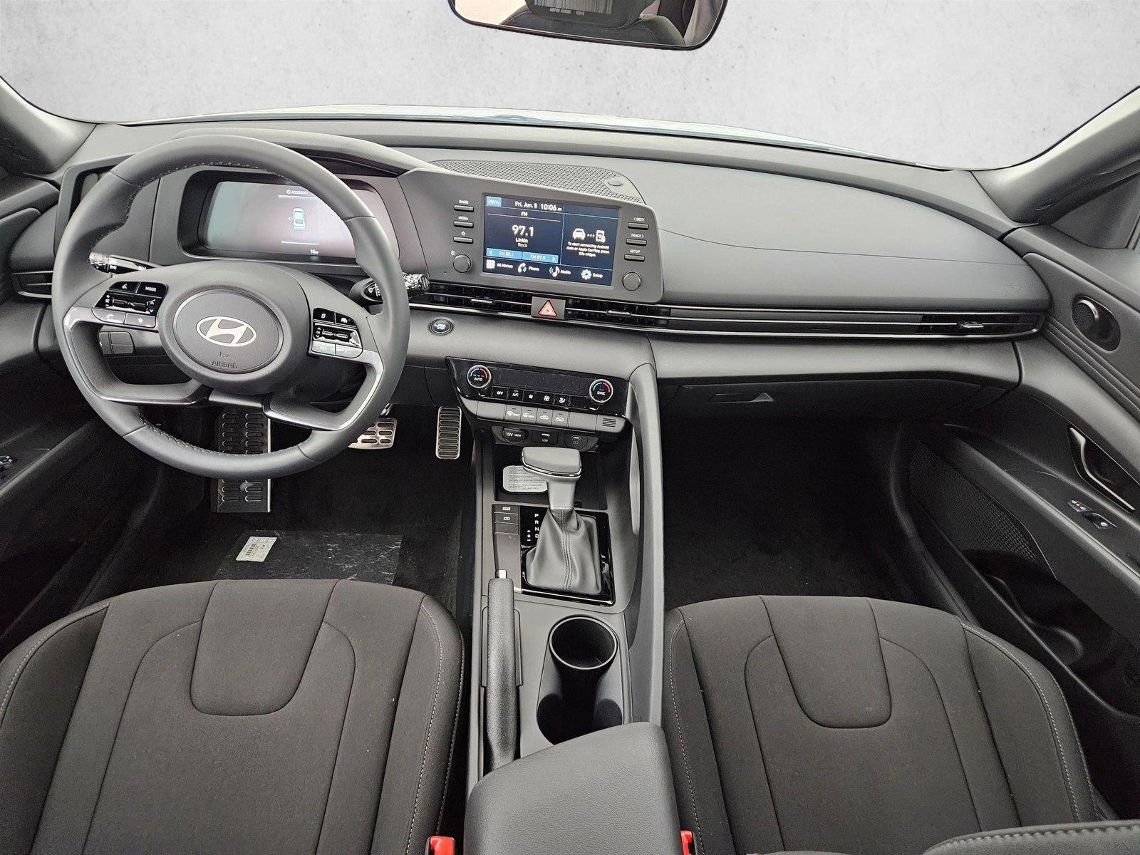 Thumbnail: 2026 Hyundai Elantra - 4