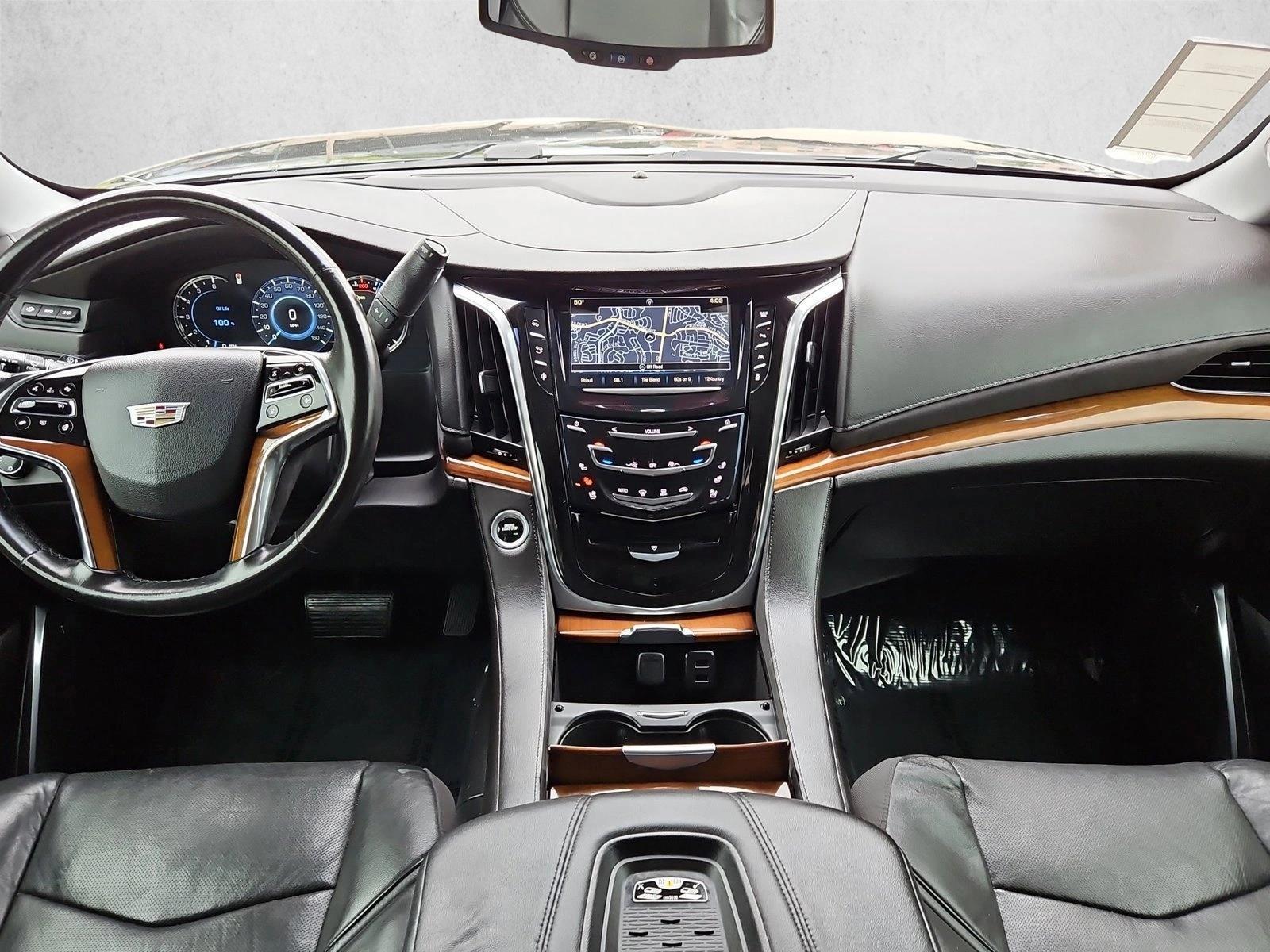 Thumbnail: 2016 Cadillac Escalade - 3