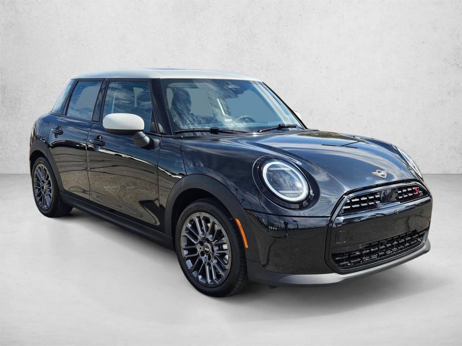 2026 MINI Hardtop 4 Door S - Photo 3