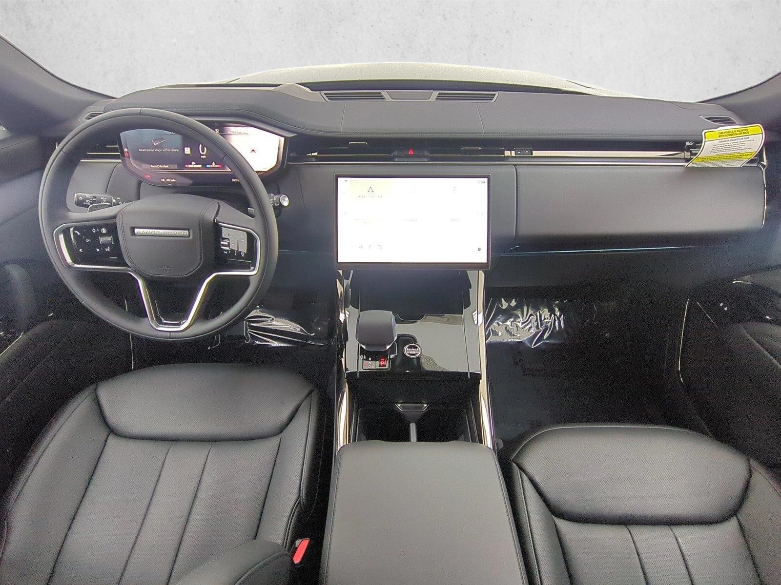 Thumbnail: 2026 Land Rover Range Rover Sport - 4