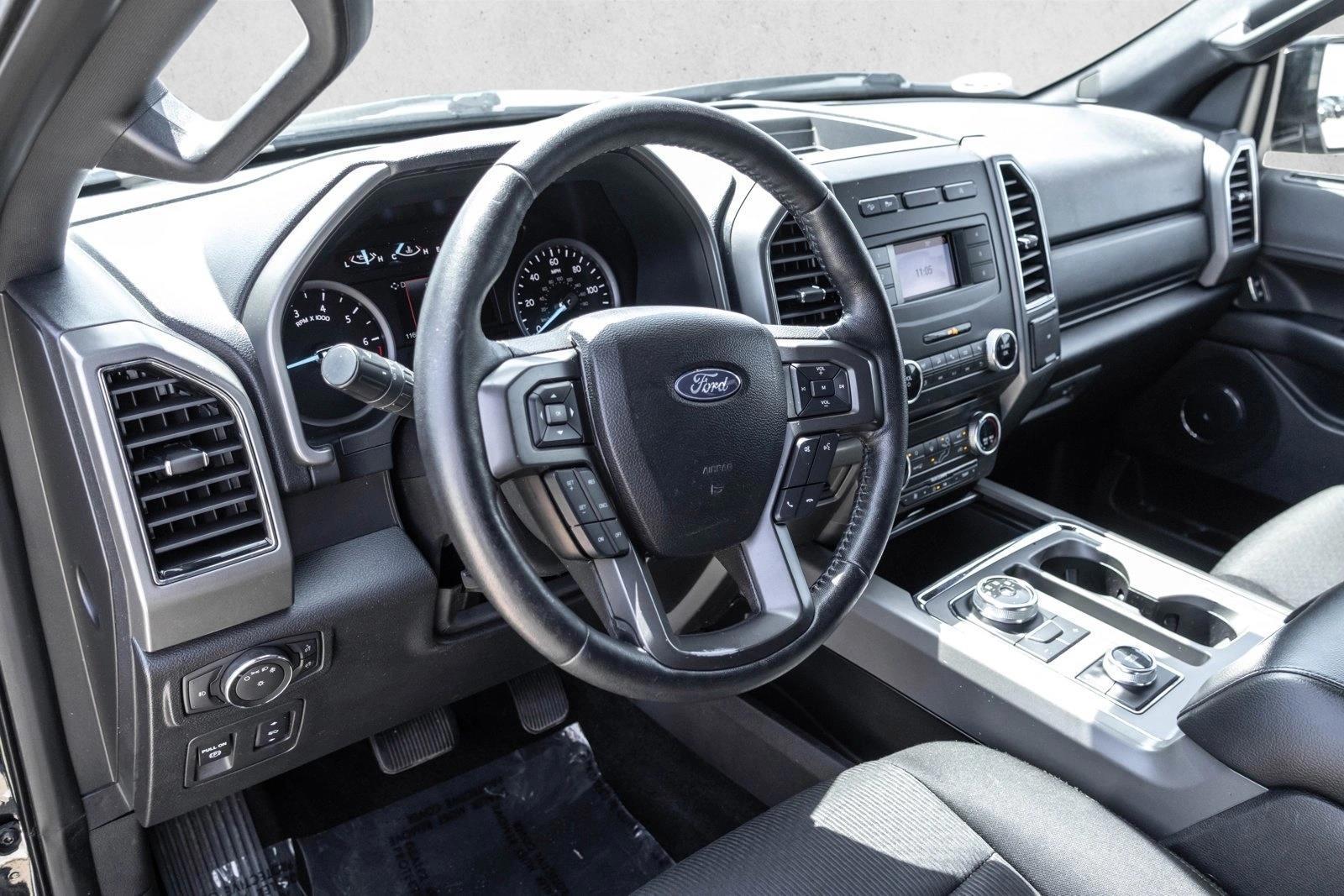 Thumbnail: 2018 Ford Expedition - 3