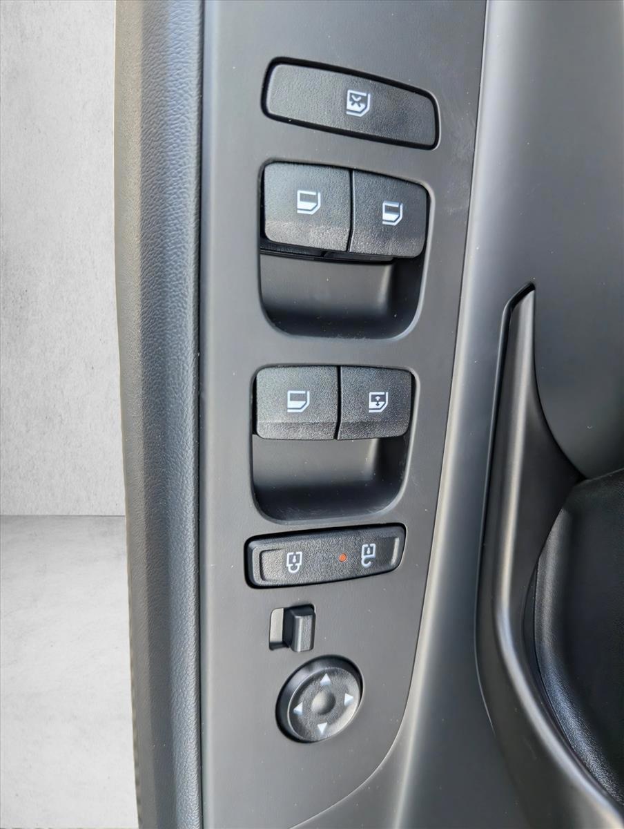 Thumbnail: 2026 Hyundai Elantra - 4