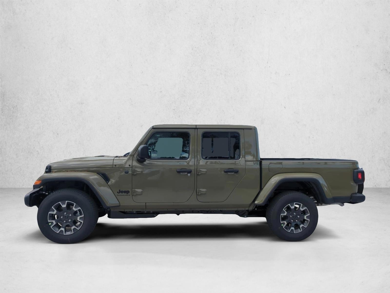 Thumbnail: 2026 Jeep Gladiator - 2
