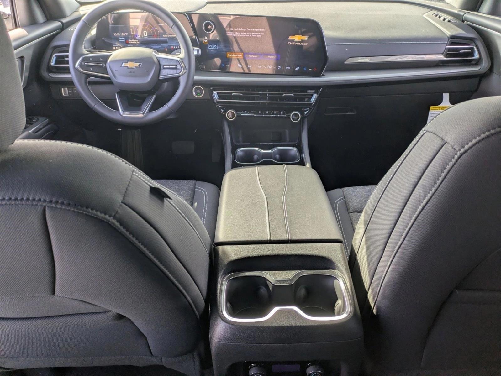 Thumbnail: 2026 Chevrolet Traverse - 3