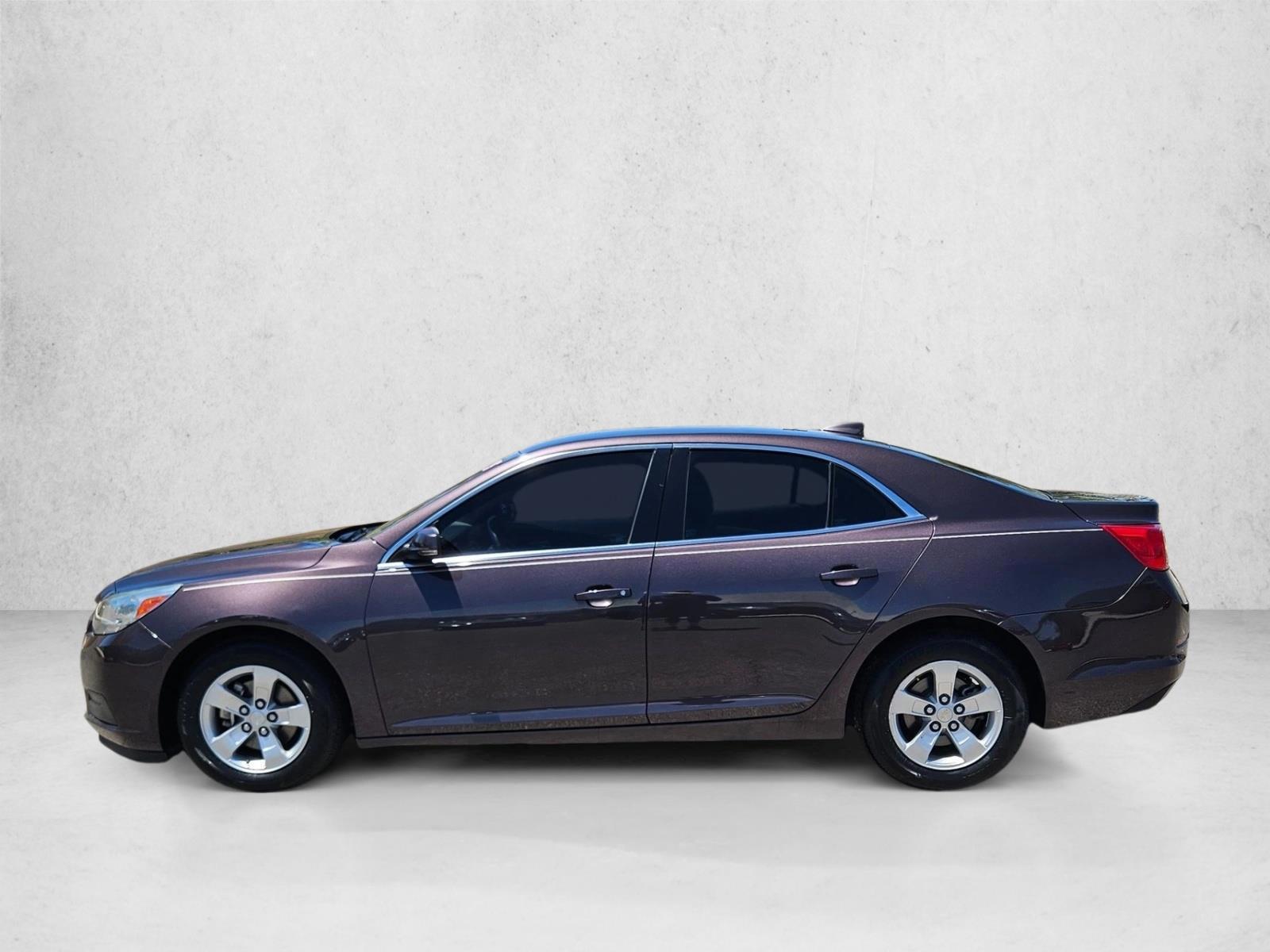 Thumbnail: 2015 Chevrolet Malibu - 2