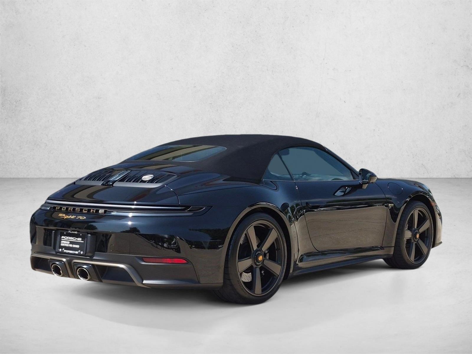 2026 Porsche 911 GTS - Photo 9