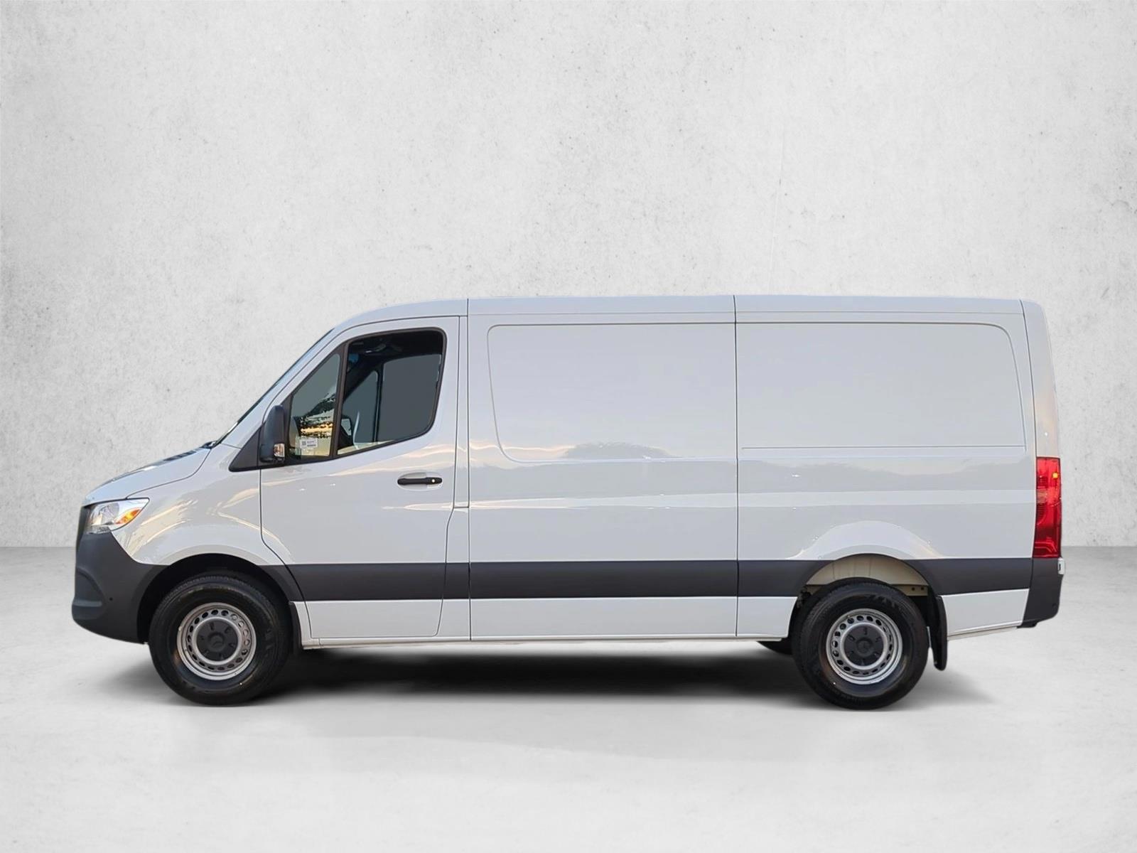 Thumbnail: 2026 Mercedes-Benz Sprinter - 2