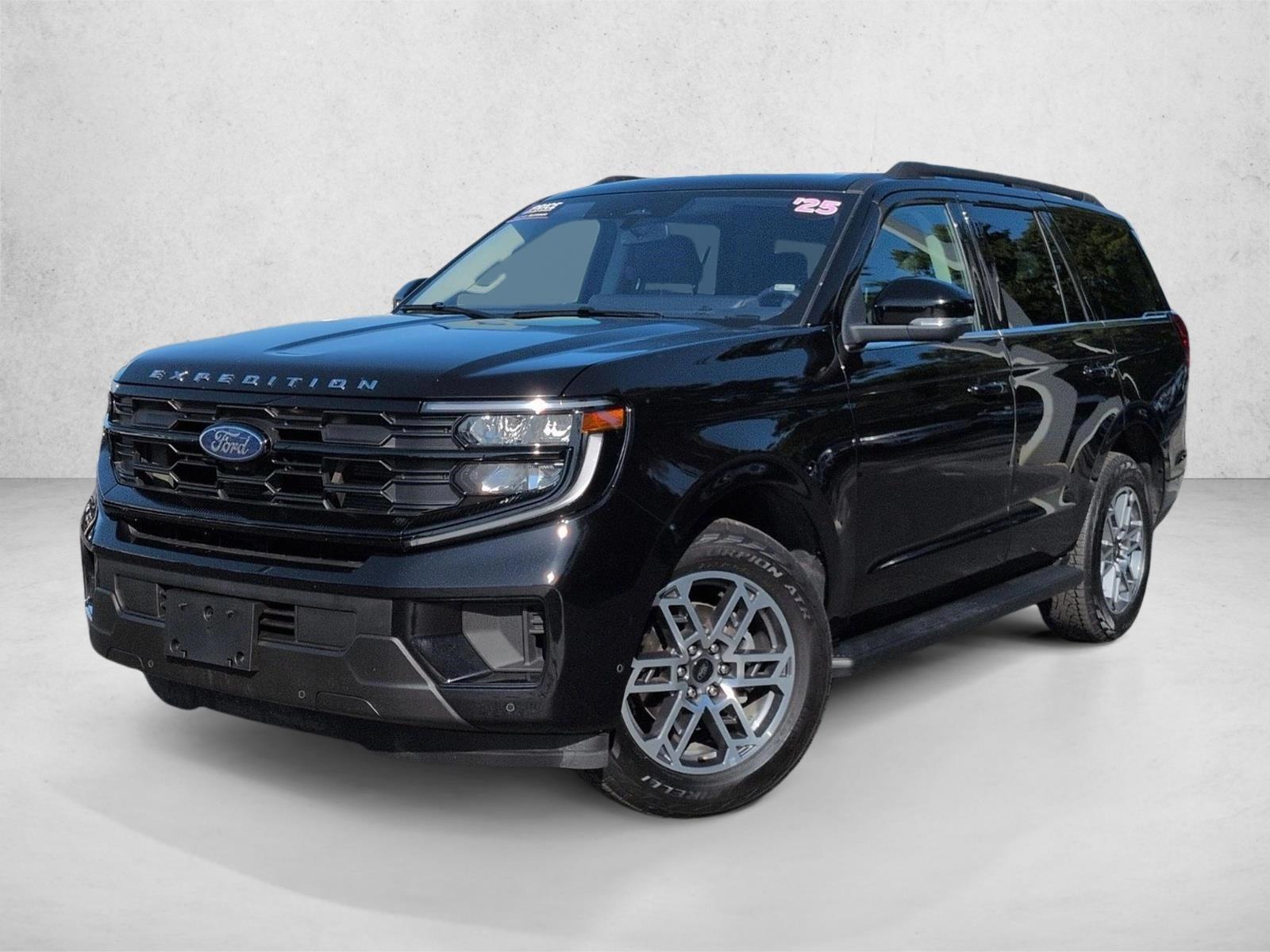 Thumbnail: 2025 Ford Expedition - 1