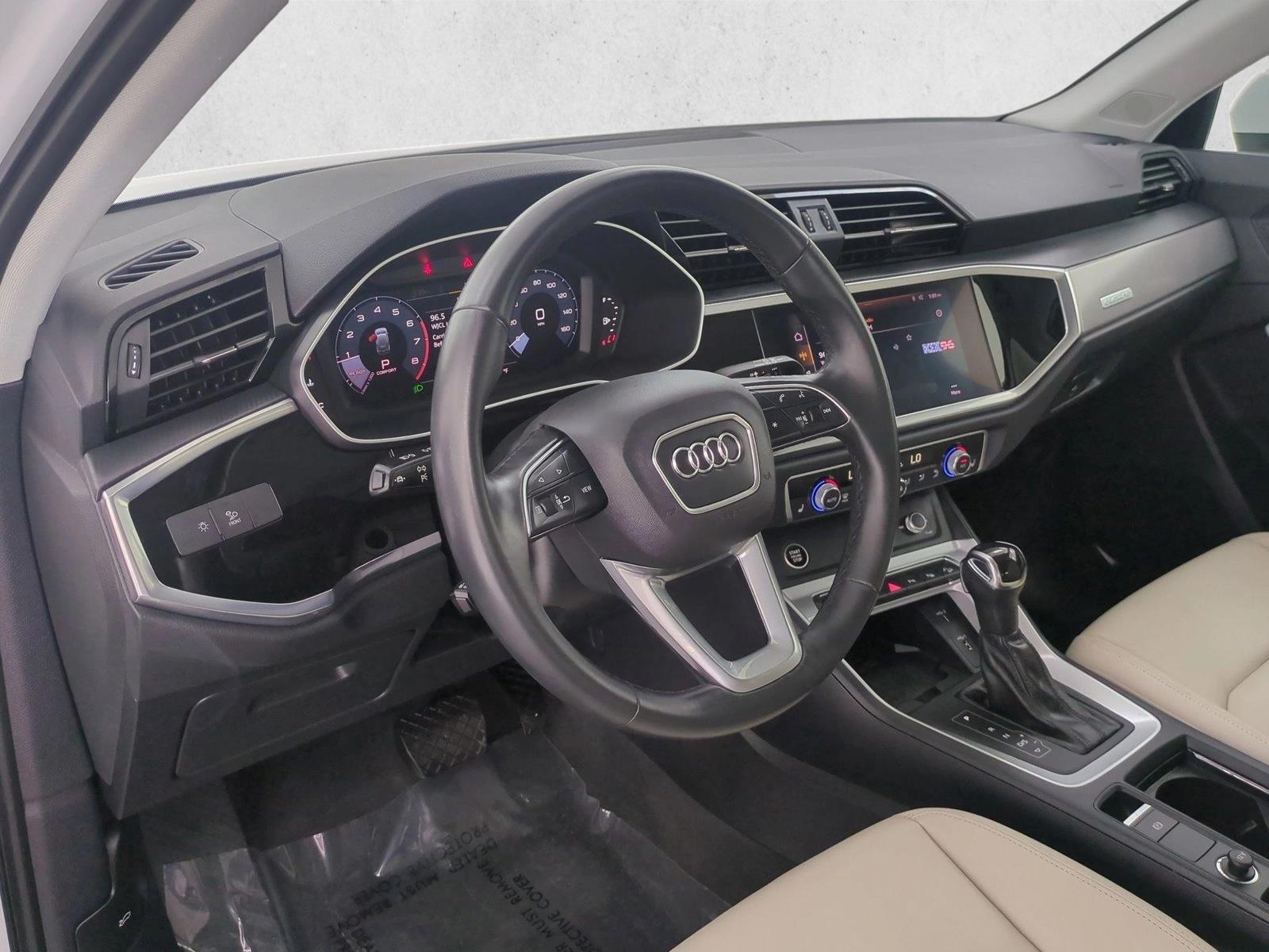 Thumbnail: 2021 Audi Q3 - 3