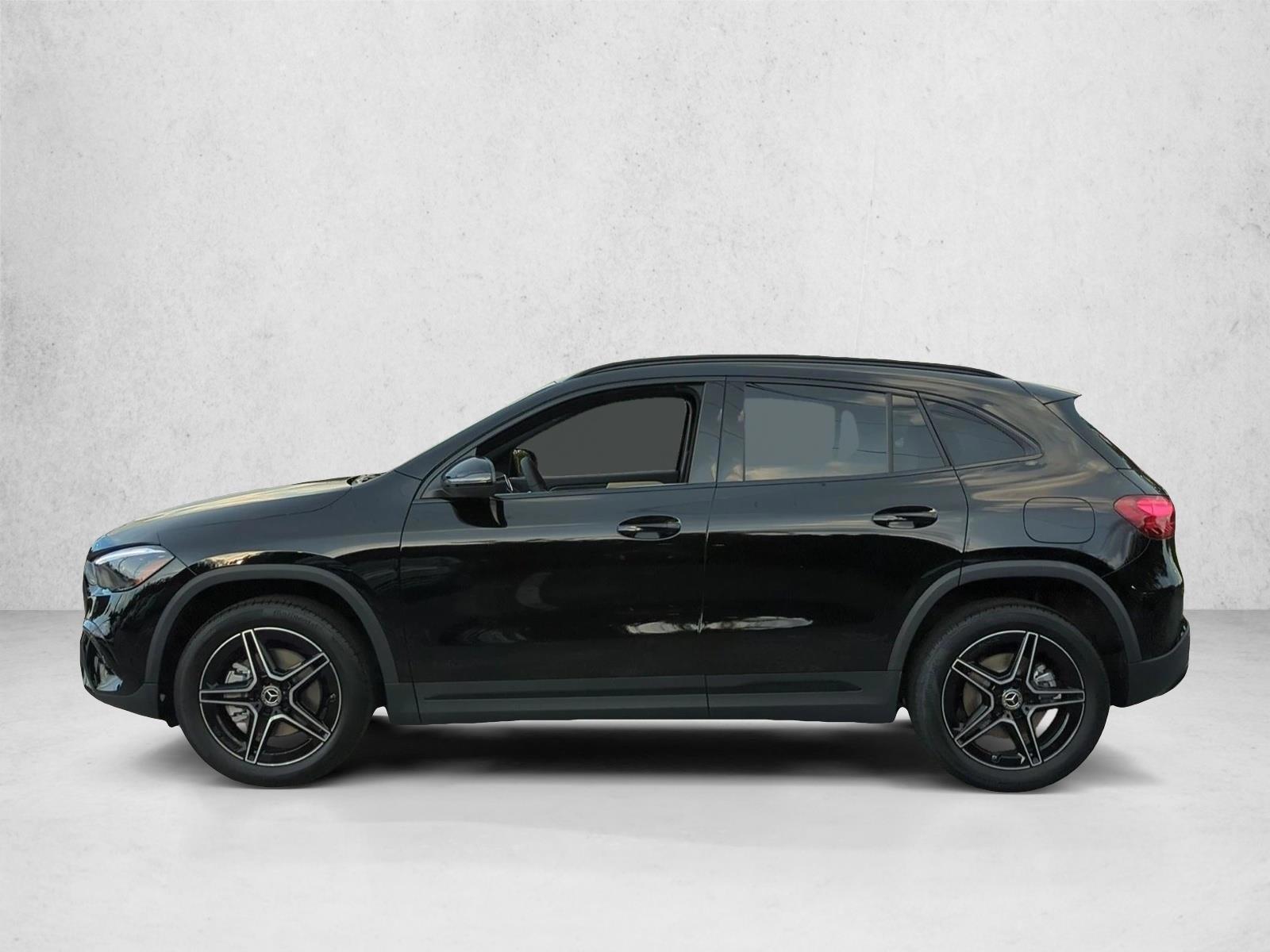Thumbnail: 2026 Mercedes-Benz GLA - 2