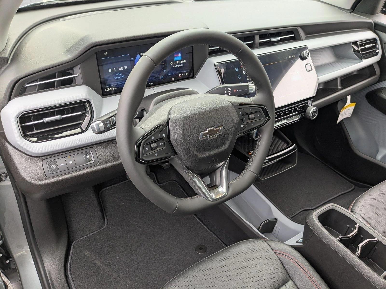 Thumbnail: 2027 Chevrolet Bolt EV - 3