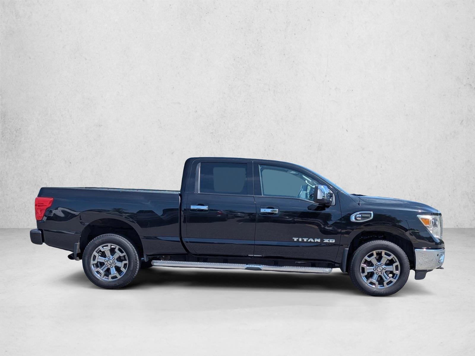 2017 Nissan Titan XD