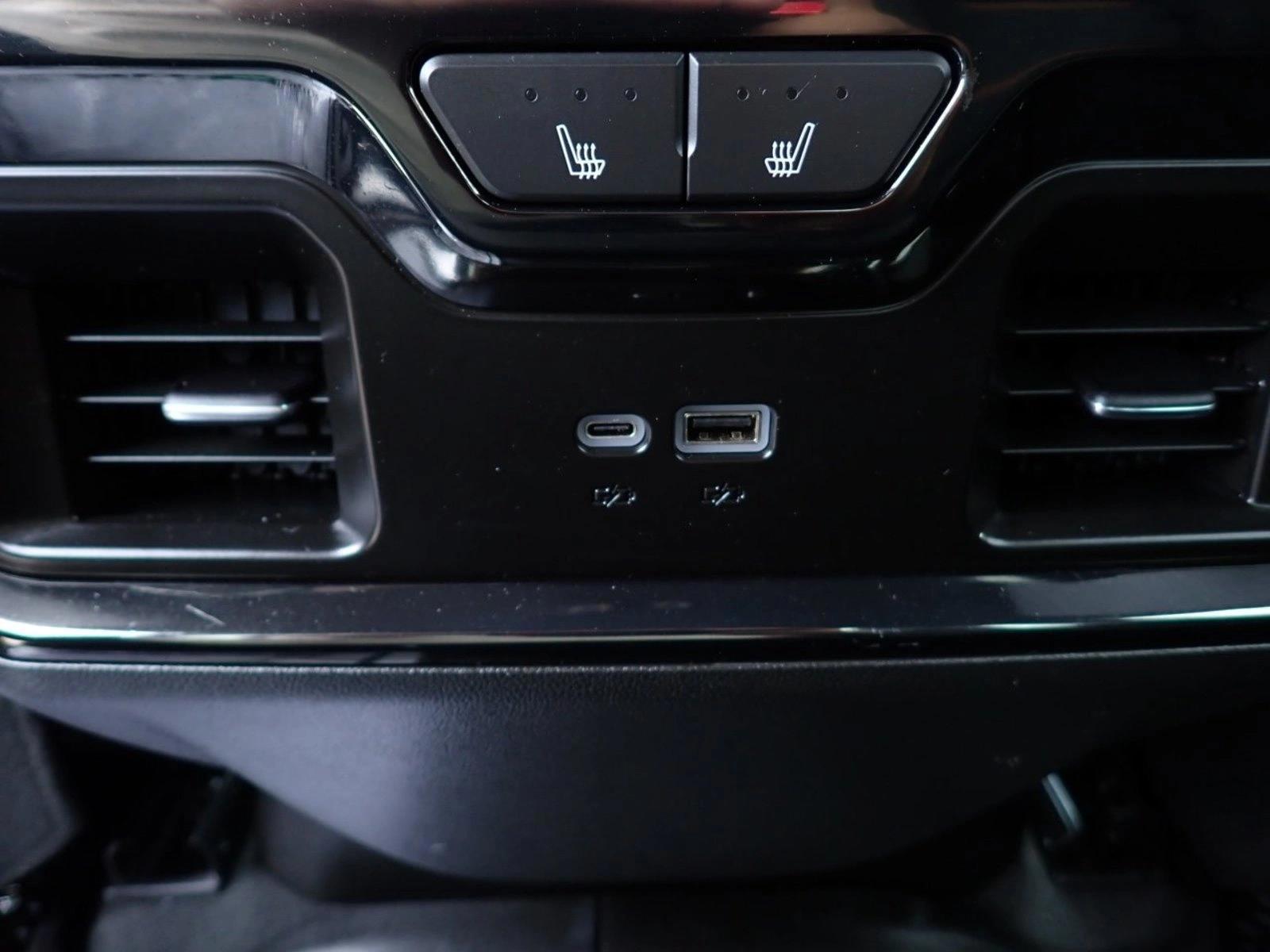 2024 GMC Sierra 2500HD AT4 - Photo 10