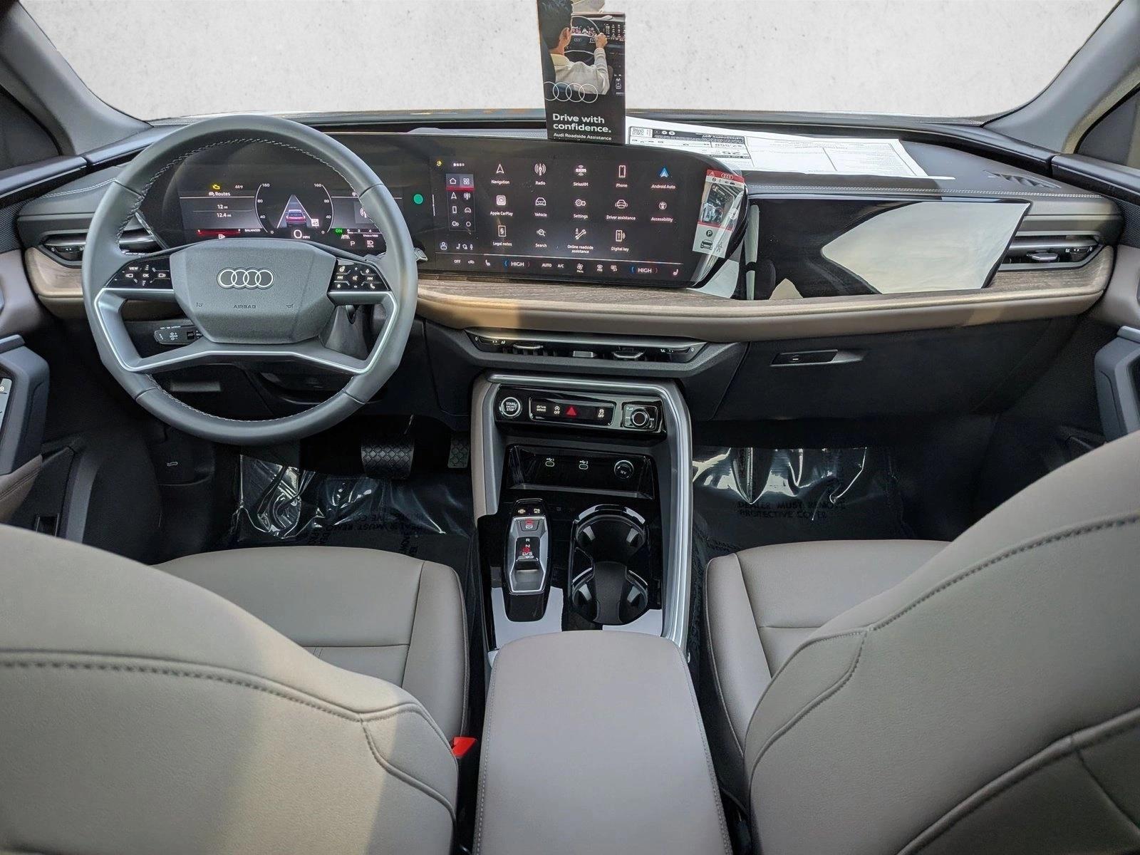 Thumbnail: 2025 Audi Q5 - 4