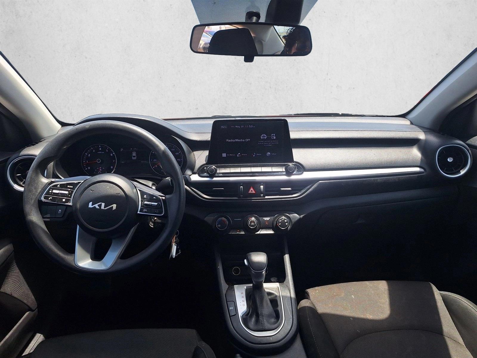 Thumbnail: 2023 Kia Forte - 3