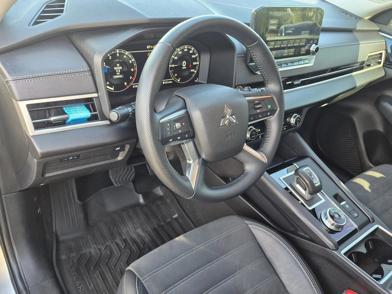 2024 Mitsubishi Outlander