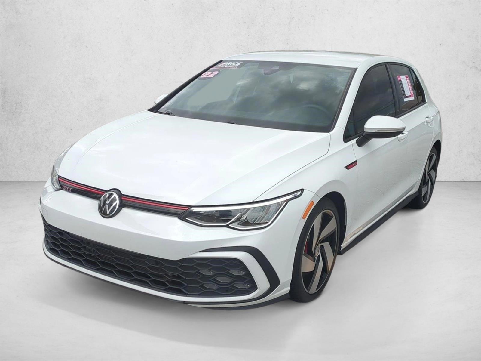 Thumbnail: 2022 Volkswagen Golf - 1