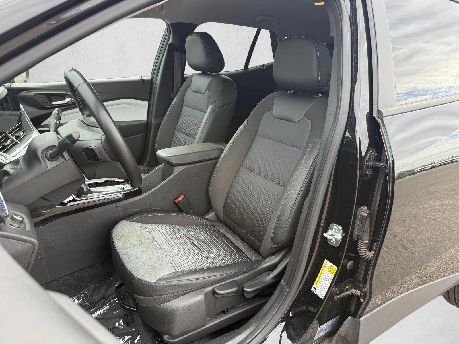 2025 Chevrolet Trax LT - Photo 11