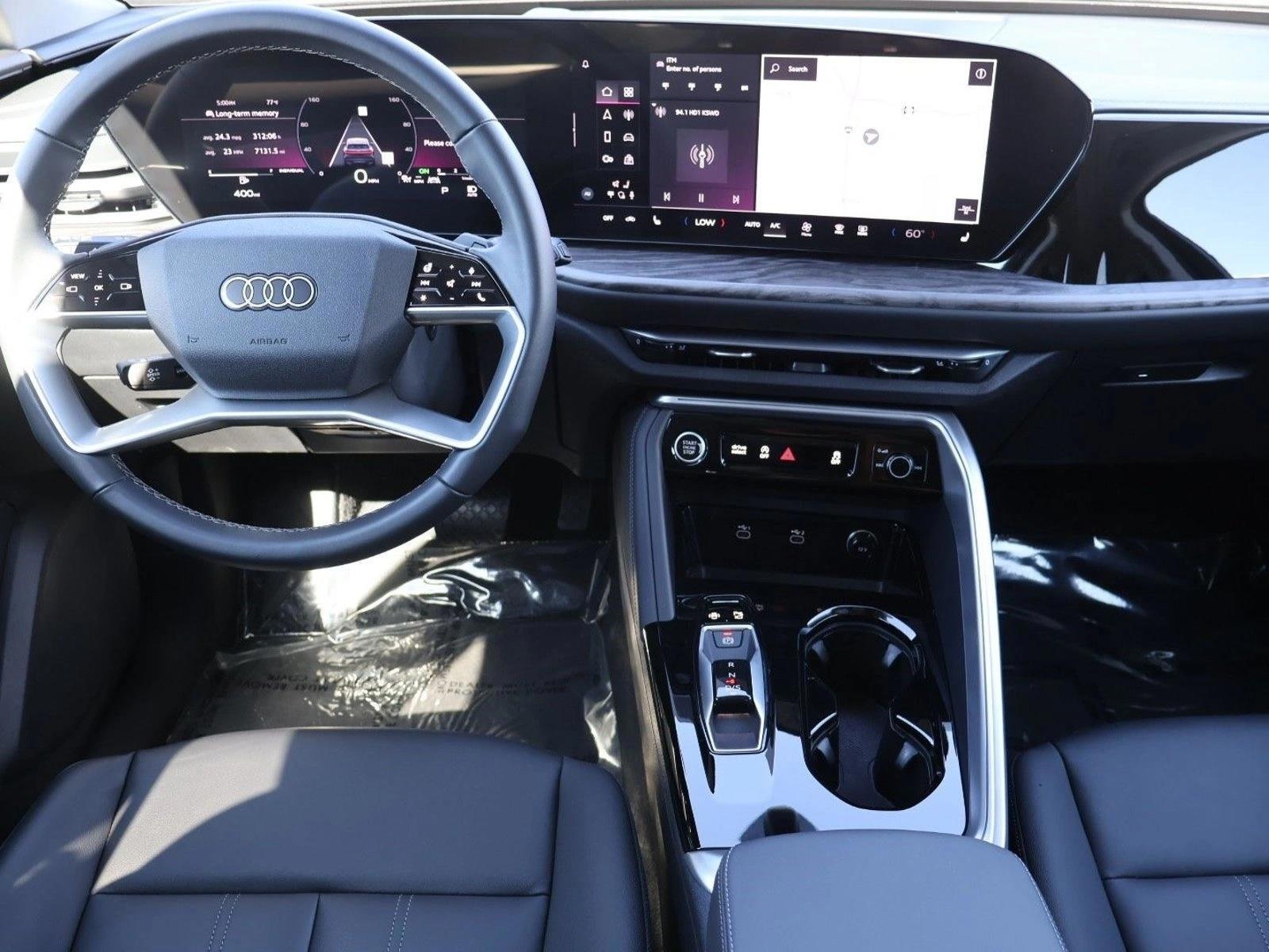 Thumbnail: 2025 Audi Q5 - 3