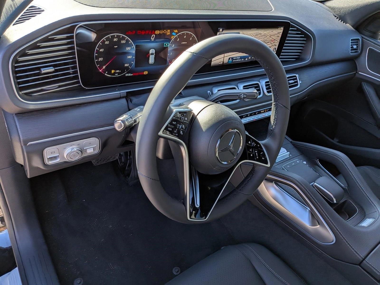 Thumbnail: 2026 Mercedes-Benz GLE - 3