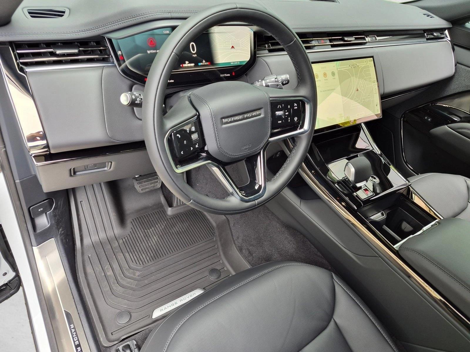 Thumbnail: 2027 Land Rover Range Rover Sport - 3