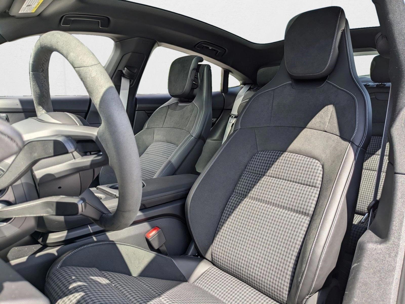 2025 Porsche Taycan