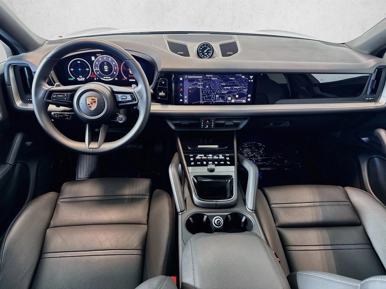 Thumbnail: 2026 Porsche Cayenne - 3