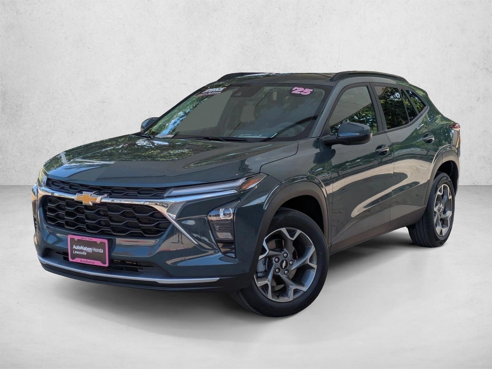 Thumbnail: 2025 Chevrolet Trax - 1