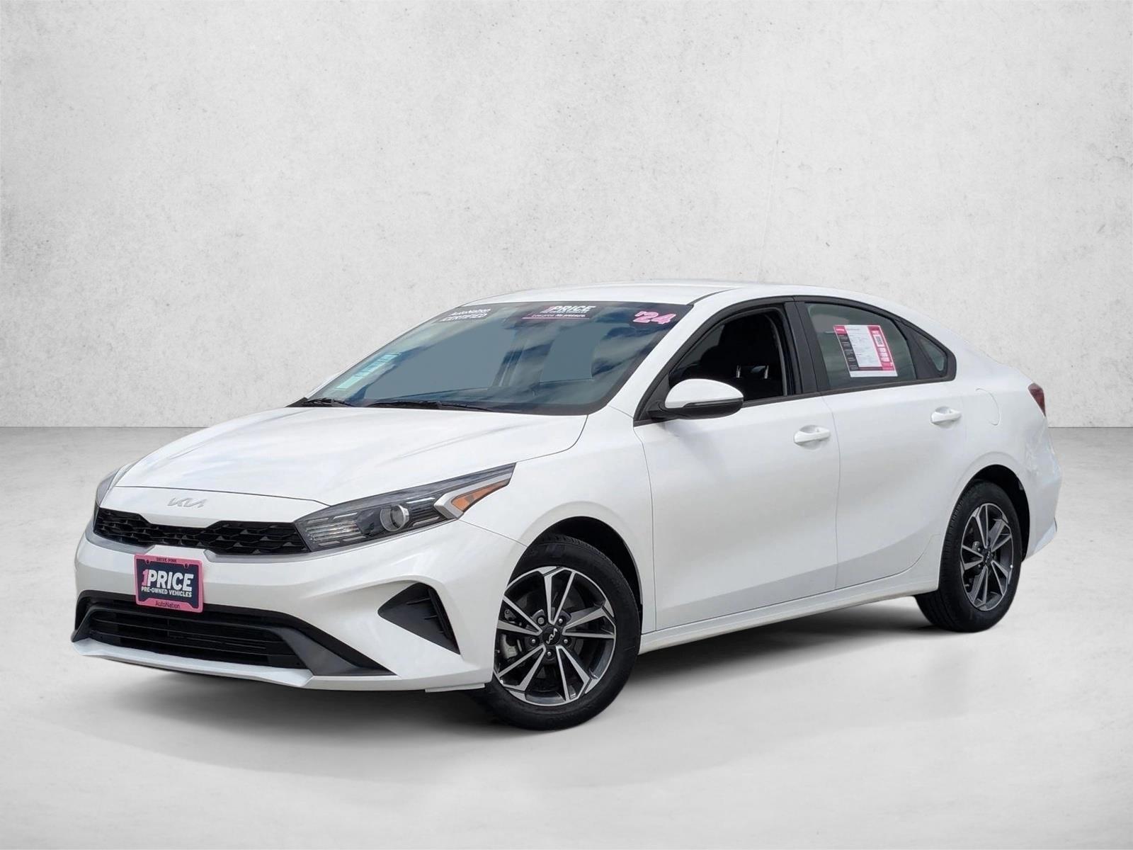 Thumbnail: 2024 Kia Forte - 1