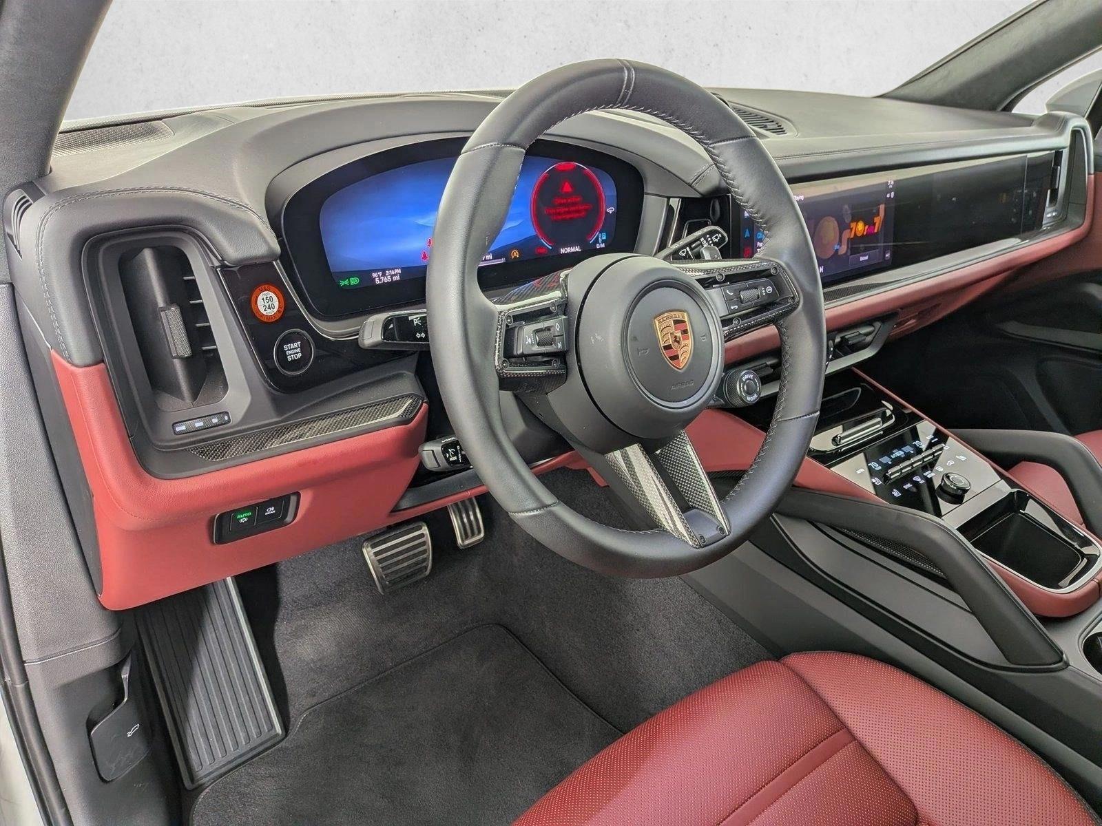 Thumbnail: 2026 Porsche Cayenne - 3