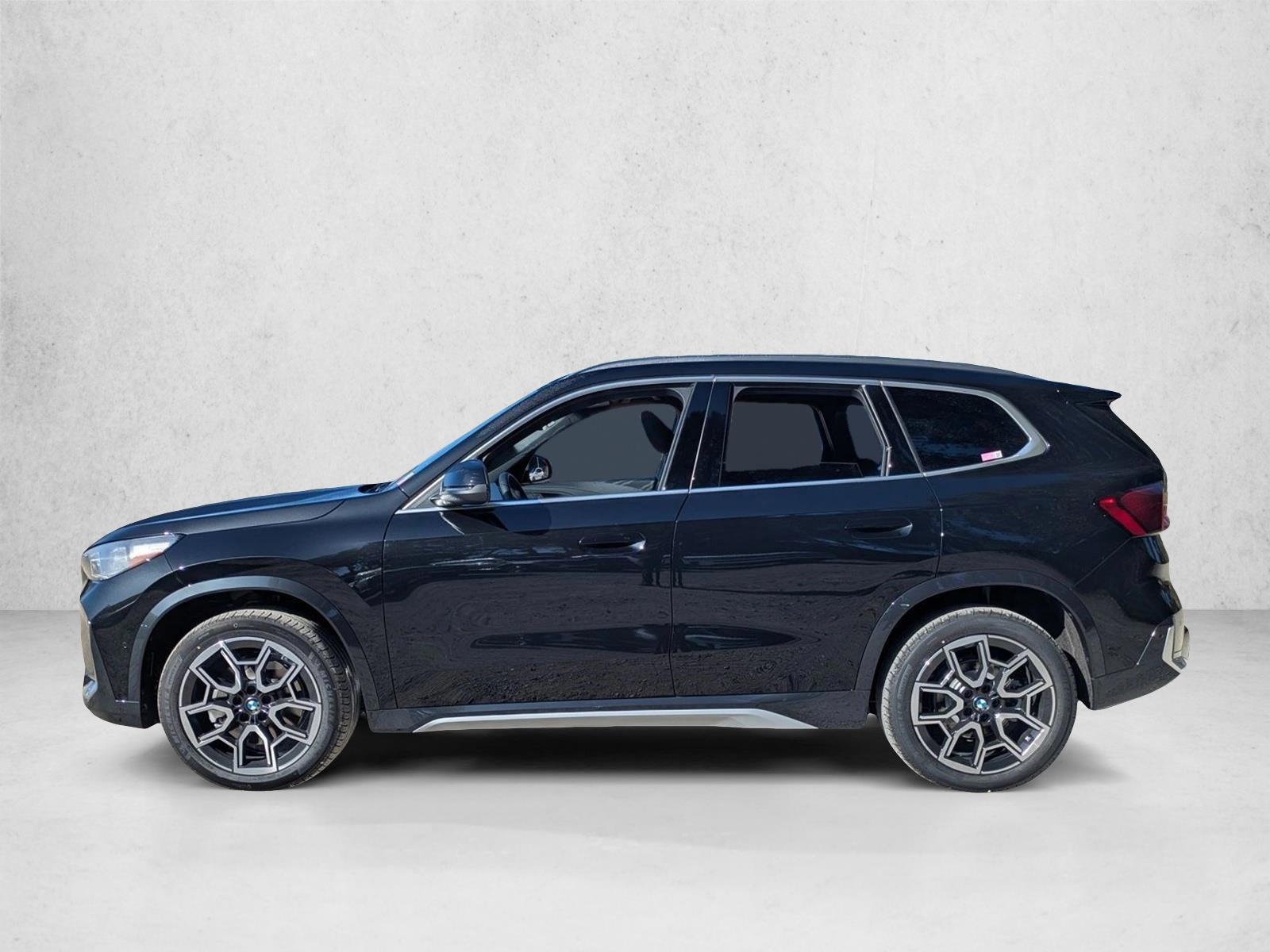 Thumbnail: 2026 BMW X1 - 2